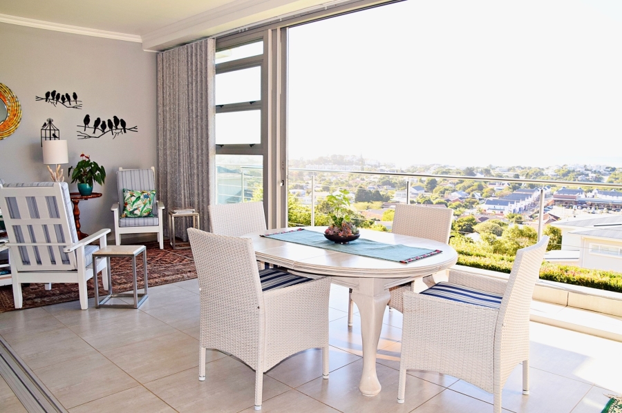 2 Bedroom Property for Sale in Whale Rock Western Cape